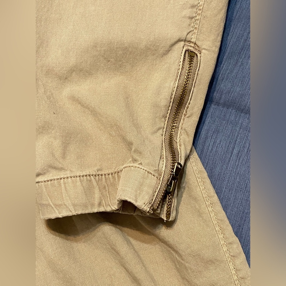 Sonoma womens OX
Khaki utility joggers Excellent condition pockets - Picture 5 of 6